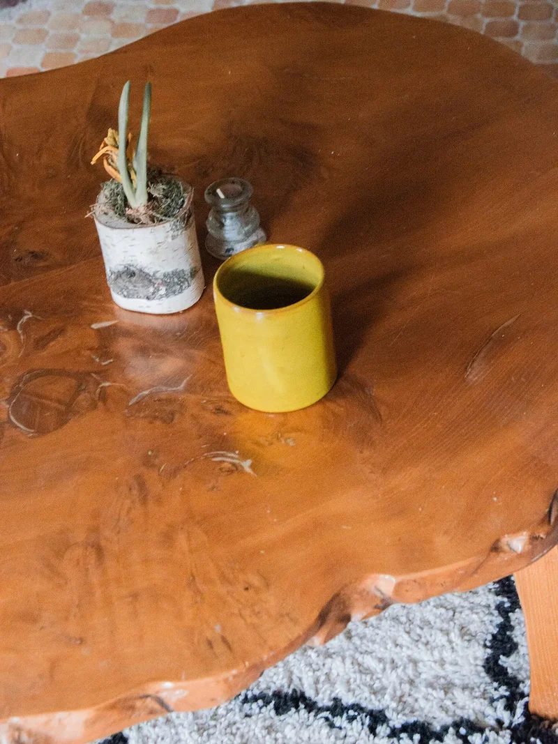 Léonie, la table basse brutaliste N°361