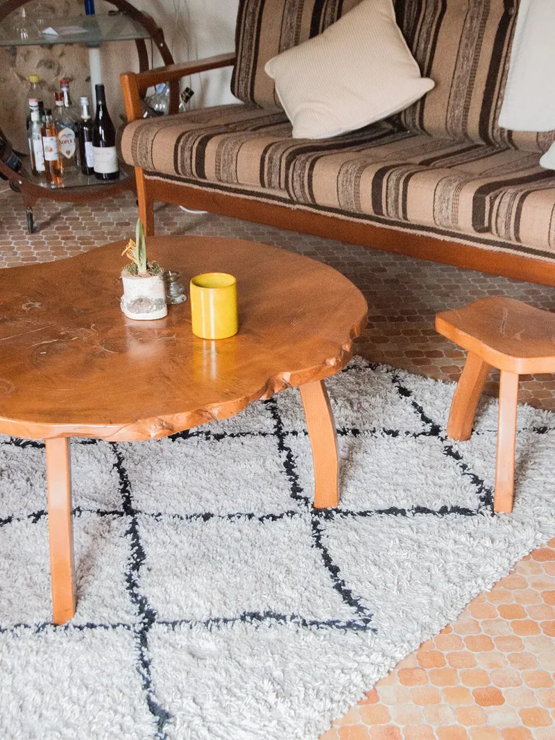 Léonie, la table basse brutaliste N°361
