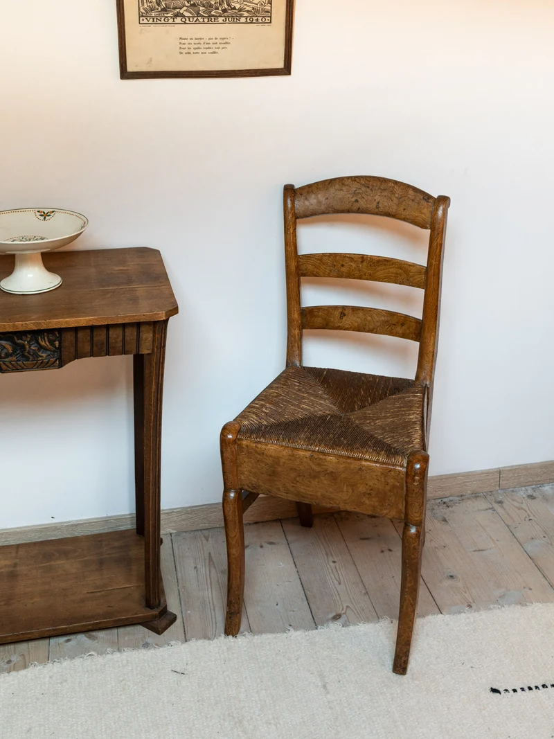 Claude, la chaise en bois N°290