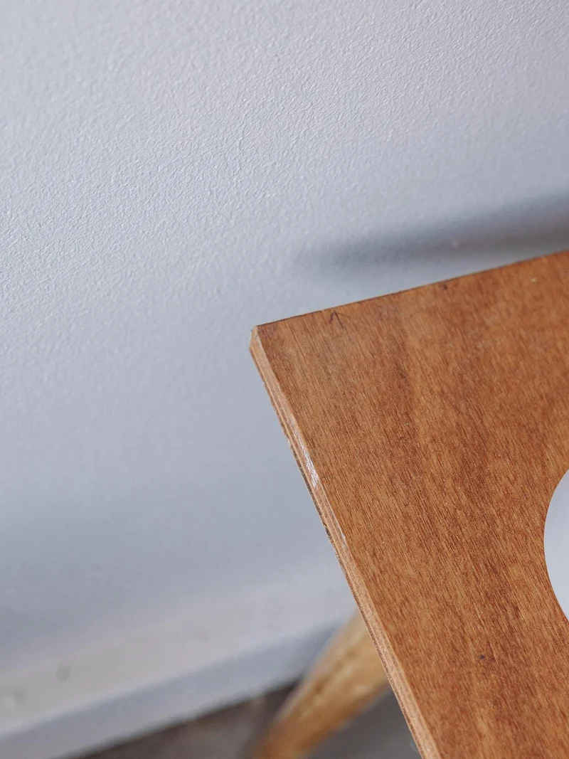 Léonie, la petite table basse en bois clair N°844