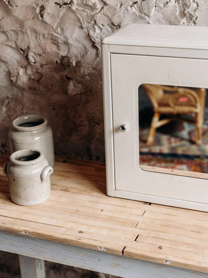 Francine, la table d'appoint en bois N°171