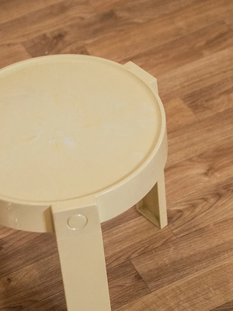 Hanna, la table d'appoint Prisunic N°88