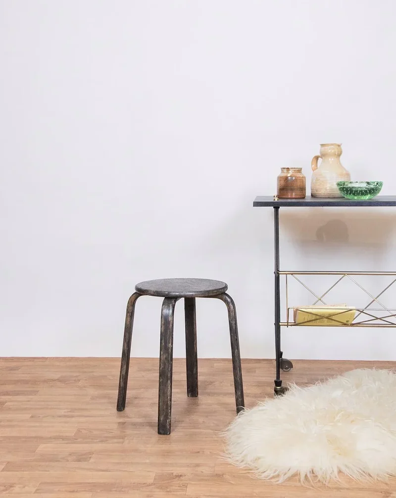 Axel, le tabouret Alvar Aalto N°70