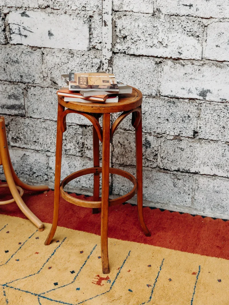Gaston, le tabouret de bar en bois N°10