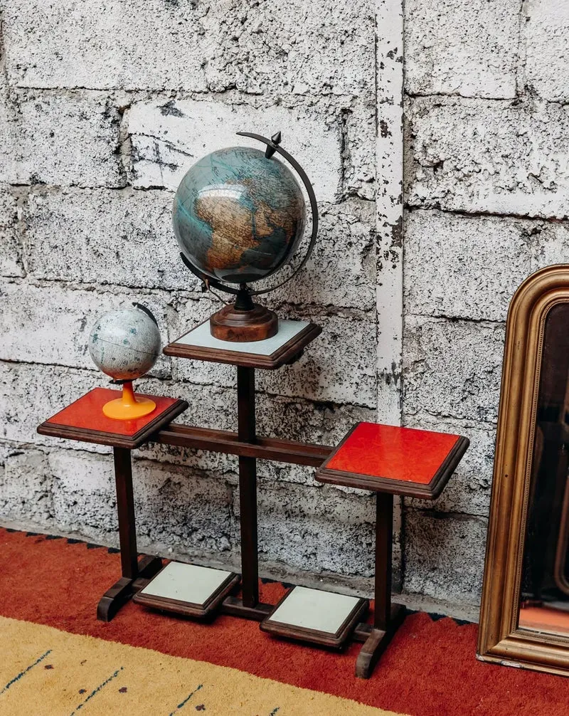 Francine, la table d'appoint en bois N°406