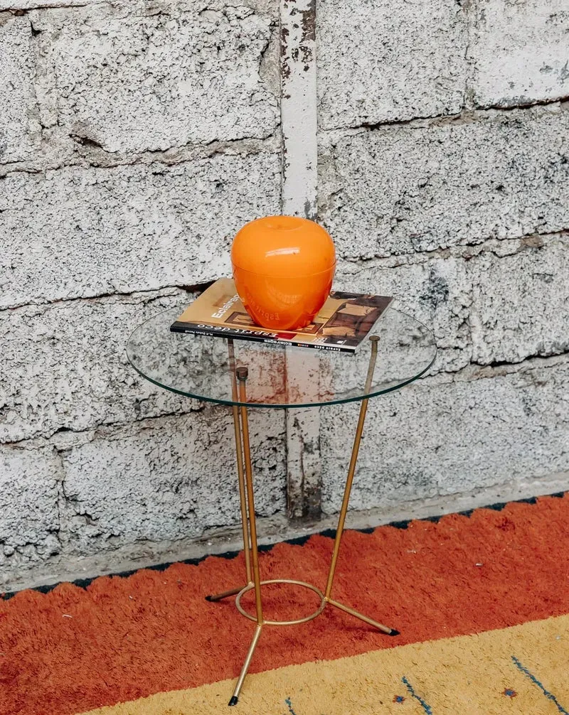 Hanna, la table d'appoint en laiton doré N°539