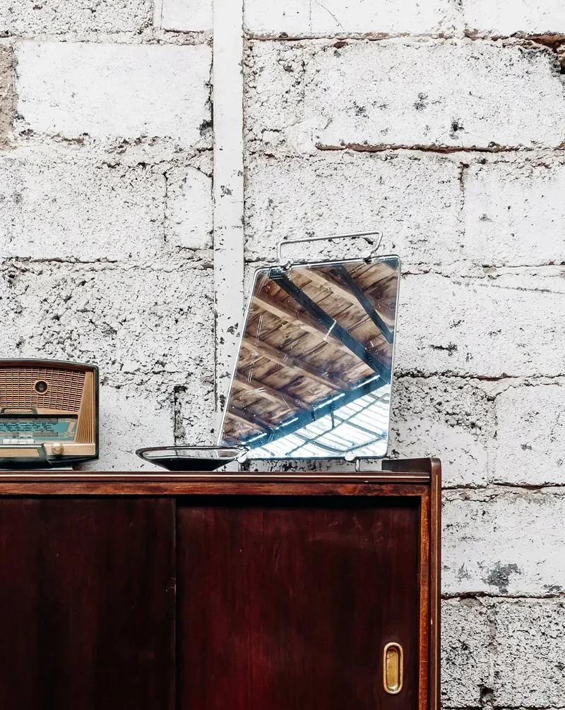 Igor, le miroir sur pied N°92