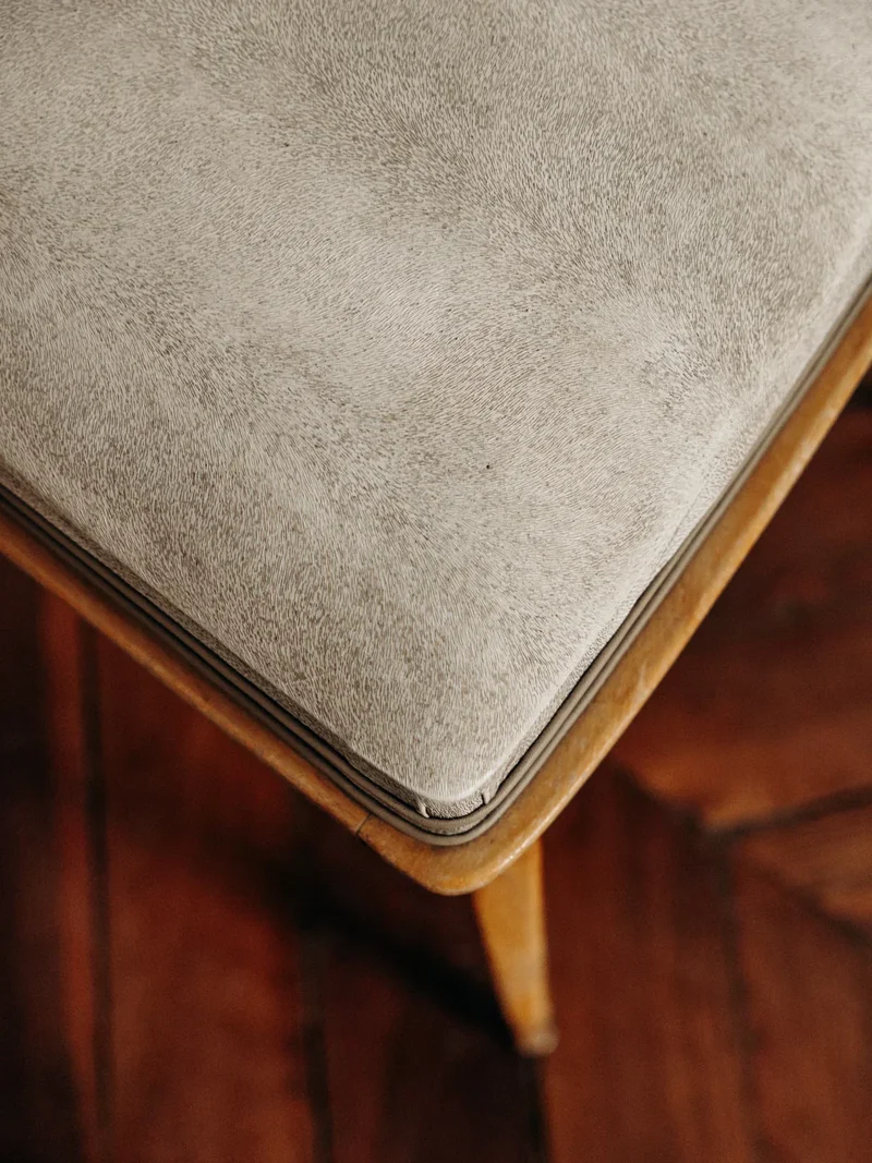 Alma, la chaise en bois N°107