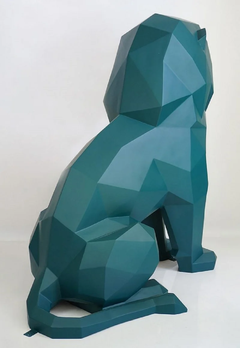 Casa Padrino XXL Deko Skulptur Löwe Grün H. 135 cm - Abstrakte Garten Deko Figur