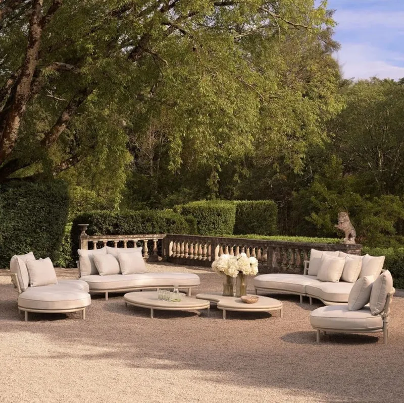 Casa Padrino Luxus Outdoor Garten Sofa Weißgrau / Sandfarben 330 cm - Luxus Garten Möbel