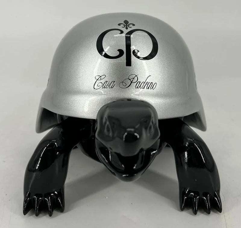 Casa Padrino Luxus Deko Figur Schildkröte Schwarz / Silber 40 cm - Deko Accessoires