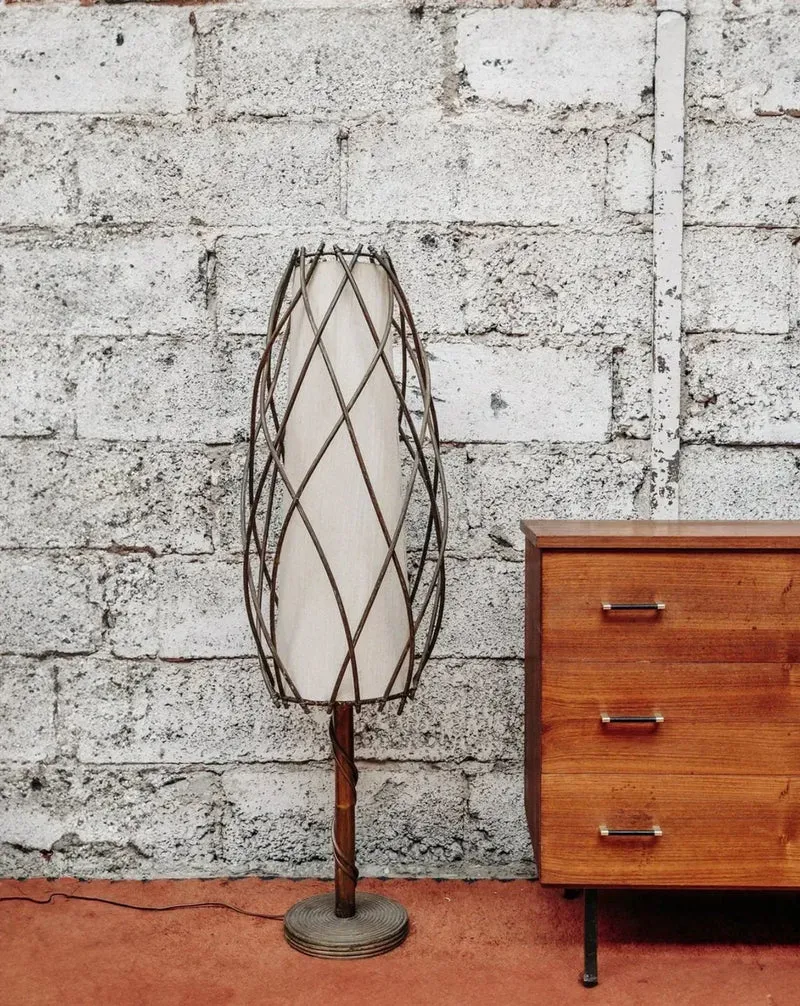 Julien, le lampadaire en rotin N°119