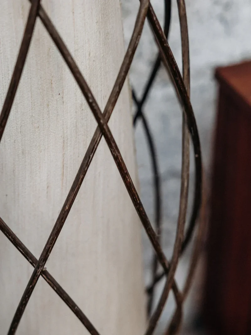 Julien, le lampadaire en rotin N°119