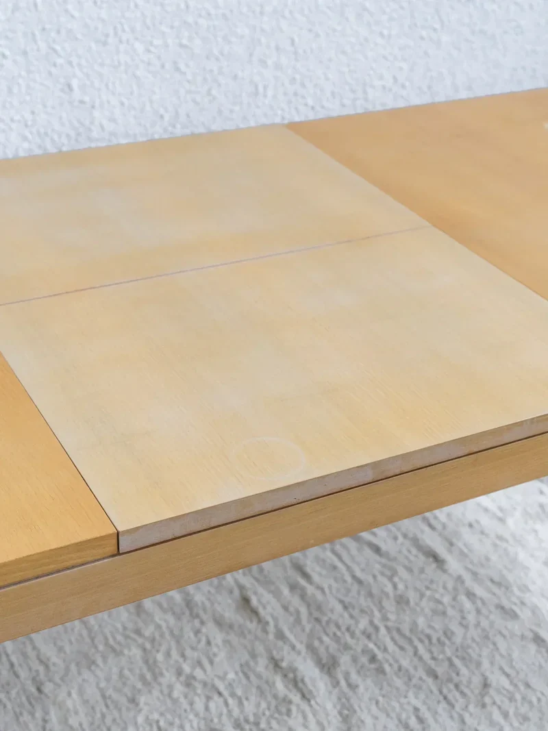 Karla, la table à manger en bois N°26