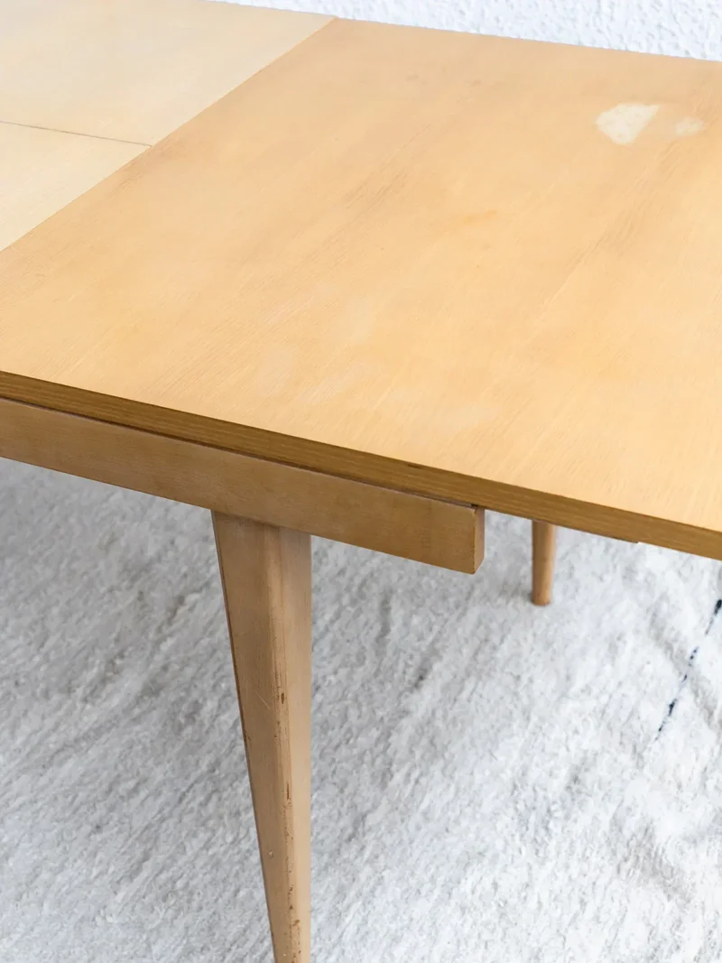 Karla, la table à manger en bois N°26