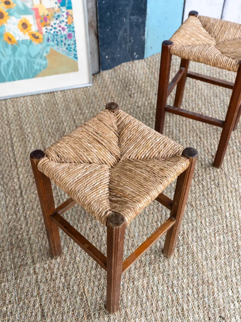 Regis, le tabouret en paille N°151