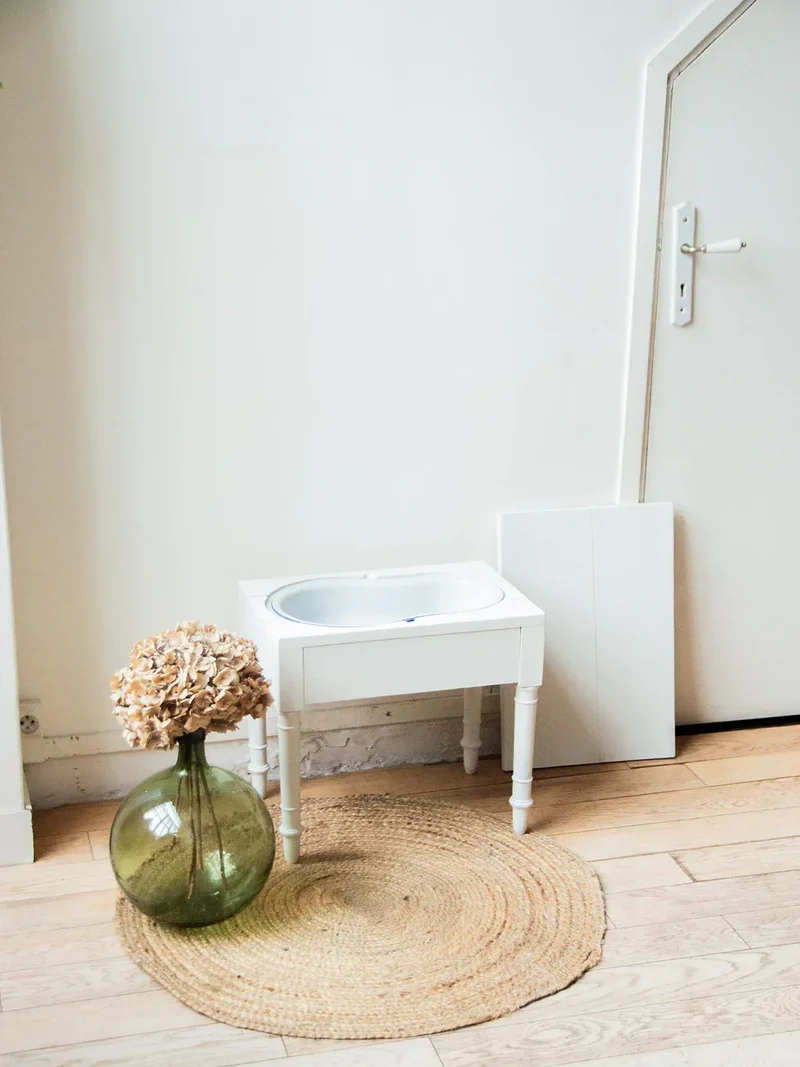 Odile, la table de chevet en bois N°300