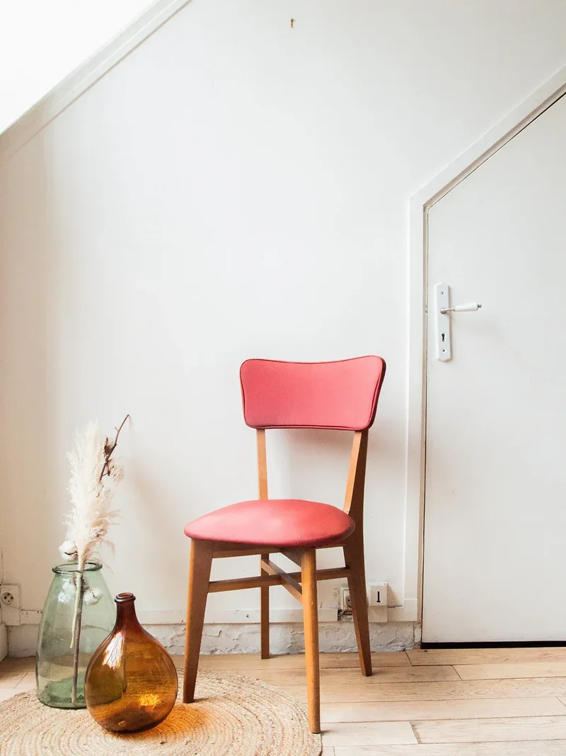 Alma, la chaise en bois N°85