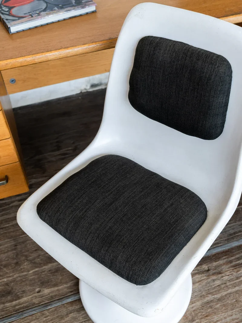 Alma, la chaise tulipe N°662