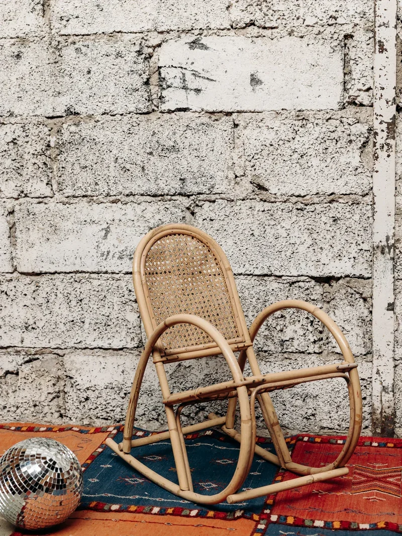Marcus, le rocking chaire en rotin N°20