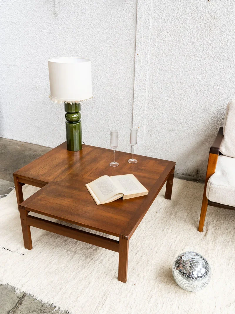Donna, la table basse en bois N°223