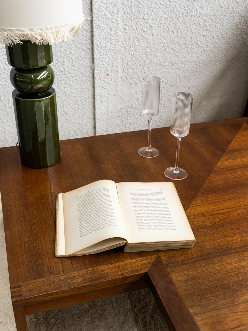 Donna, la table basse en bois N°223