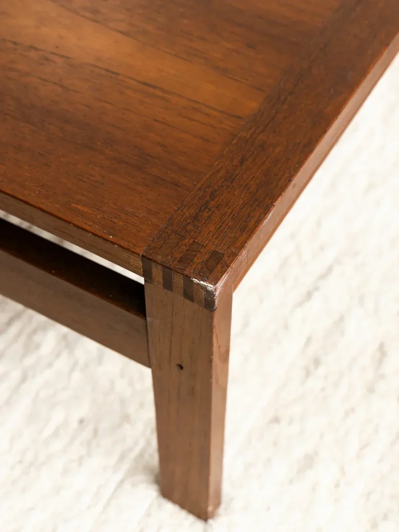 Donna, la table basse en bois N°223