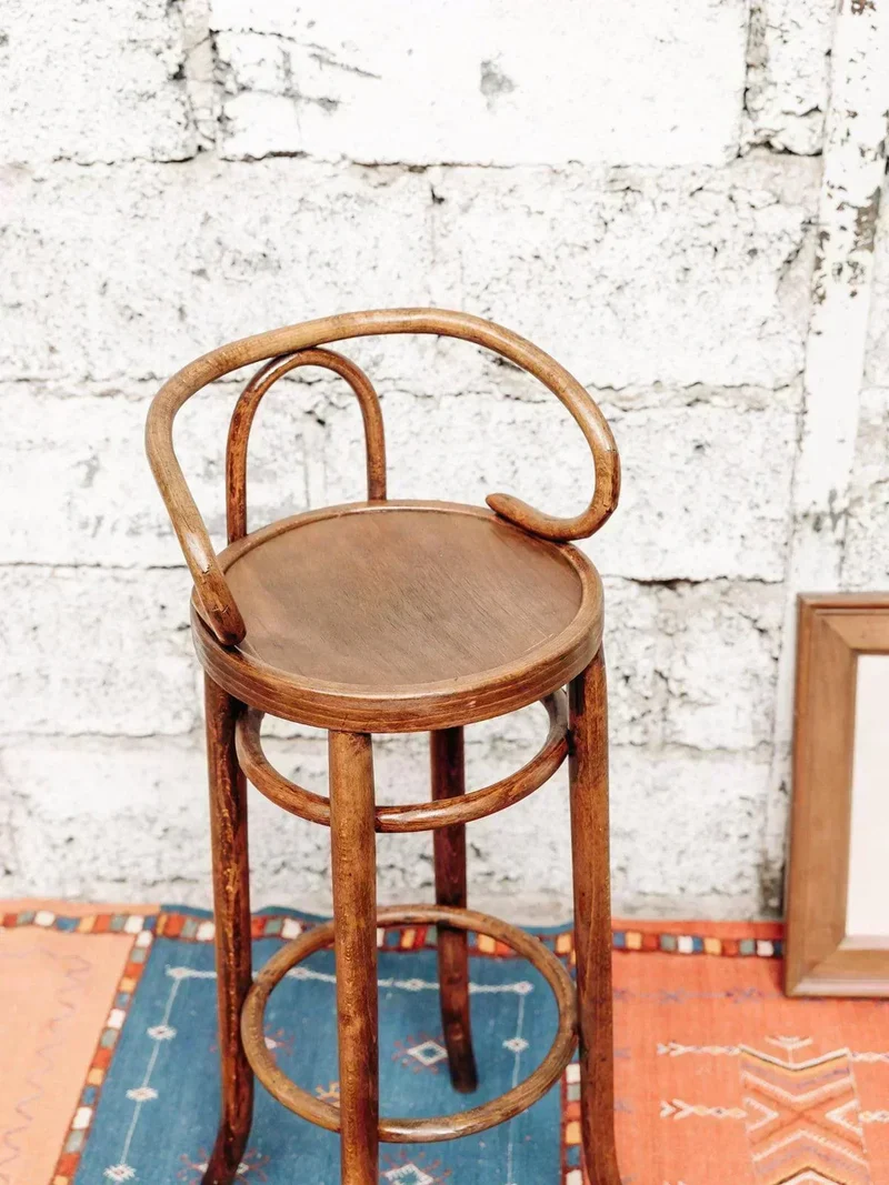 Ernestine, la chaise haute en bois N°25