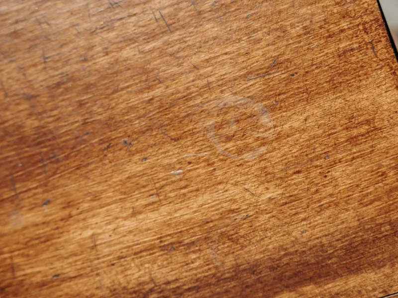 Léonie, la table basse brutaliste N°843