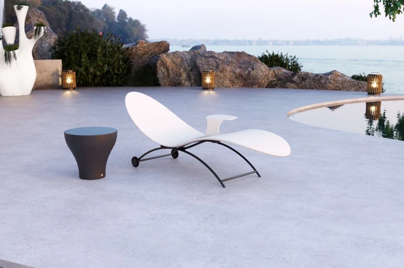 Casa Padrino Luxus Gartenliege Matt Weiß / Anthrazitgrau 205 cm