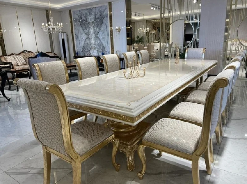 Casa Padrino Luxus Barock Esszimmer Stuhl Gold Muster / Antik Gold H. 105 cm
