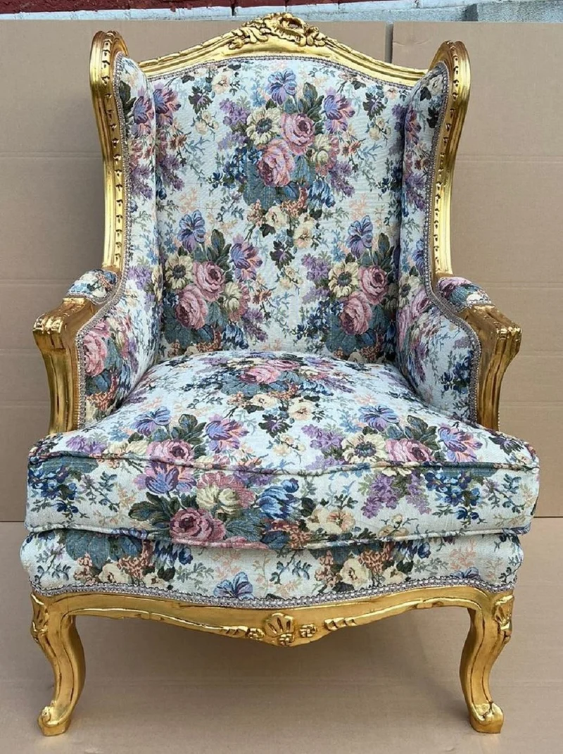 Casa Padrino Barock Ohrensessel Mehrfarbig / Gold - Handgefertigter Antik Stil Wohnzimmer Sessel mit Blumenmuster - Antik Stil Möbel - Barock Wohnzimmer Möbel