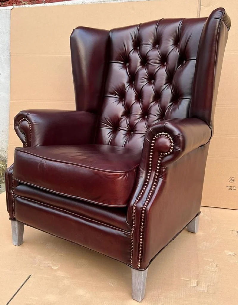 Casa Padrino Luxus Chesterfield Ohrensessel Weinrot / Grau 90 x 90 x H. 110 cm - Echtleder Chesterfield Wohnzimmer Sessel - Wohnzimmer Möbel - Chesterfield Möbel - Luxus Möbel