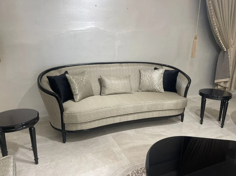 Casa Padrino Luxus Barock Sofa Gold / Schwarz - Barockstil Wohnzimmer Sofa - Barockstil Wohnzimmer Möbel - Luxus Möbel im Barockstil - Barock Einrichtung - Edel & Prunkvoll
