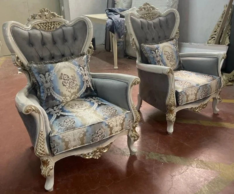Casa Padrino Luxus Barock Sessel Grau / Mehrfarbig / Weiß / Gold - Handgefertigter Wohnzimmer Sessel mit elegantem Muster - Barock Wohnzimmer Möbel - Edel & Prunkvoll