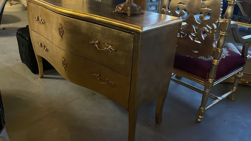 Casa Padrino Barock Kommode mit 2 Schubladen Gold - Handgefertigte Massivholz Kommode im Barockstil - Schlafzimmer Möbel im Barockstil - Barock Möbel