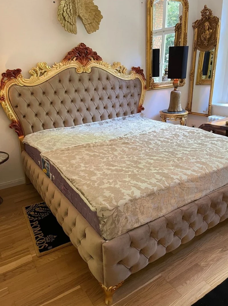 Casa Padrino Luxus Barock Doppelbett mit Matratze Grau / Gold / Braun - Prunkvolles Massivholz Bett - Luxus Schlafzimmer Möbel im Barockstil - Barock Möbel - Edel & Prunkvoll
