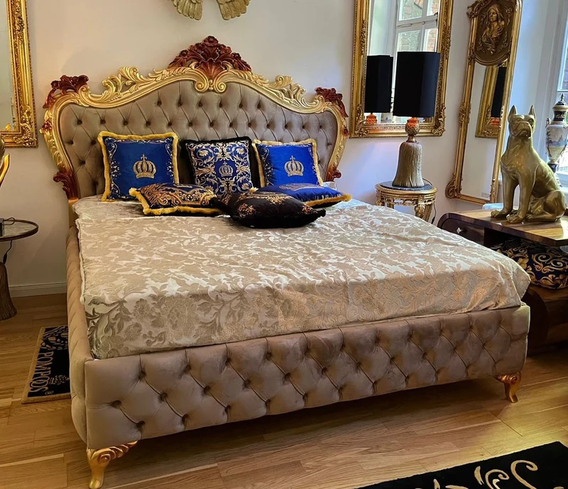 Casa Padrino Luxus Barock Doppelbett mit Matratze Grau / Gold / Braun - Prunkvolles Massivholz Bett - Luxus Schlafzimmer Möbel im Barockstil - Barock Möbel - Edel & Prunkvoll
