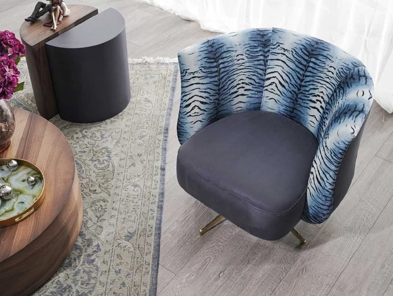 Casa Padrino Luxus Sessel Lila / Mehrfarbig / Gold 85 x 80 x H. 70 cm - Wohnzimmer Sessel - Hotel Sessel - Wohnzimmer Möbel - Hotel Möbel - Luxus Möbel - Luxus Einrichtung