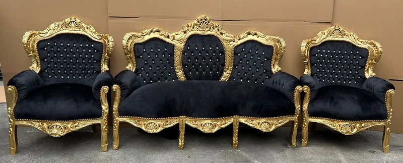 Casa Padrino Barock Wohnzimmer Set Schwarz / Gold - 1 Barock Sofa & 2 Barock Sessel - Wohnzimmer Möbel im Barockstil - Barock Möbel - Barock Wohnzimmer Einrichtung