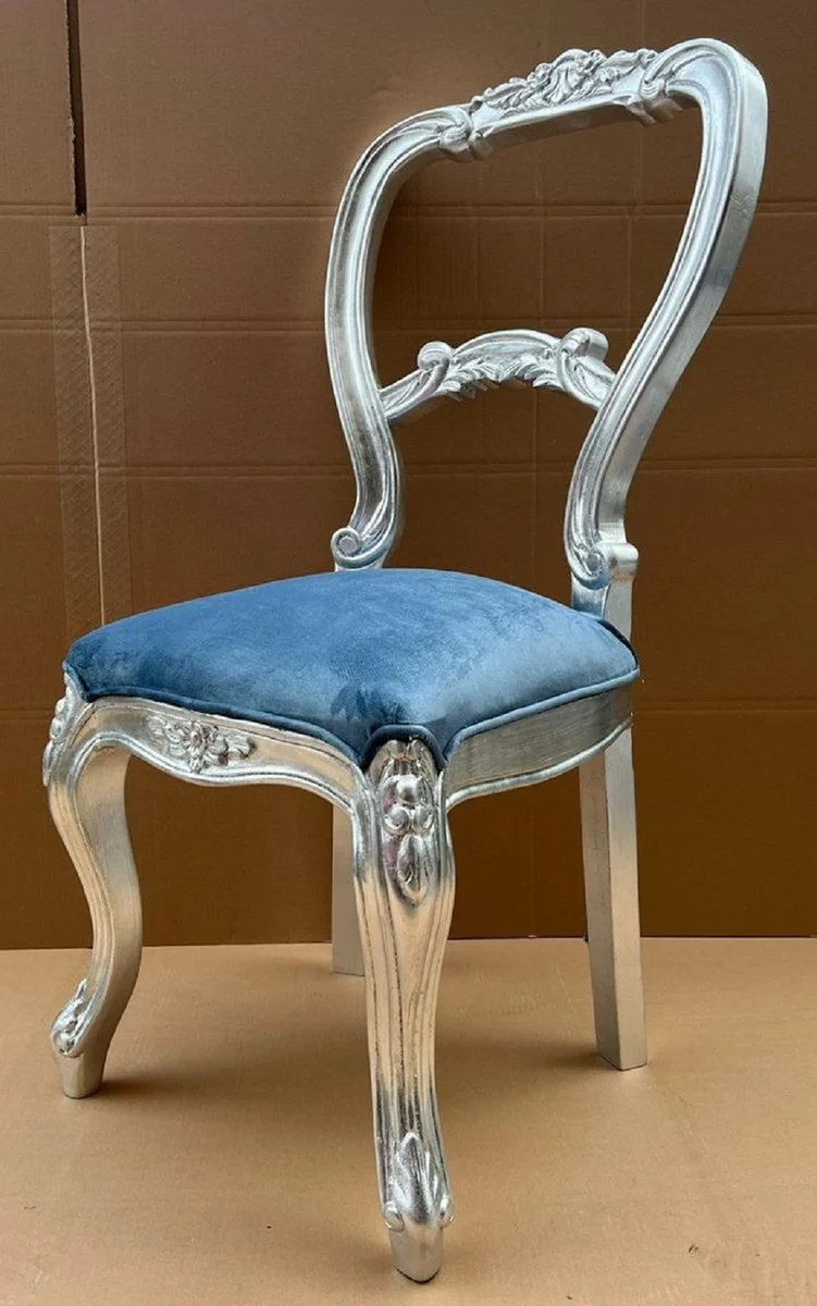 Casa Padrino Luxus Barock Damen Stuhl Blau / Silber - Handgefertigter Barockstil Schminktisch Stuhl - Luxus Schlafzimmer Möbel im Barockstil - Barock Möbel - Edel & Prunkvoll