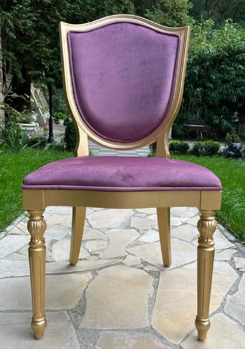 Casa Padrino Luxus Art Deco Samt Esszimmer Stuhl Lila / Gold - Art Deco Massivholz Stuhl - Art Deco Esszimmer Möbel - Art Deco Möbel - Art Deco Einrichtung - Luxus Möbel im Art Deco Stil