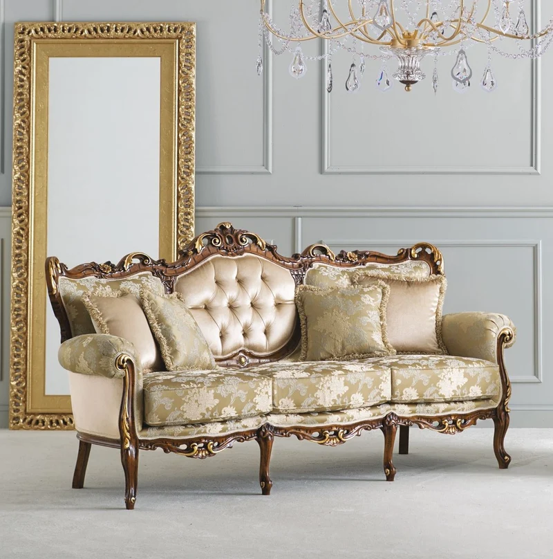 Casa Padrino Luxus Barock Sofa Creme / Gold / Braun / Gold - Prunkvolles Barockstil Wohnzimmer Sofa - Luxus Wohnzimmer Möbel im Barockstil - Barock Möbel - Luxus Qualität - Made in Italy