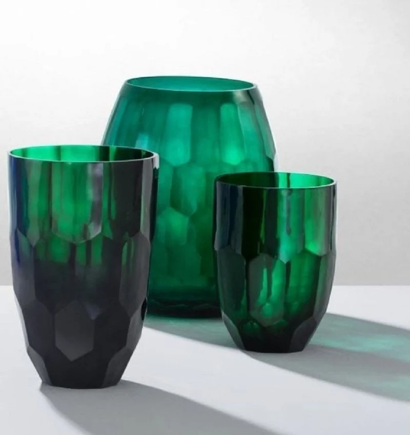 Casa Padrino Luxus Glas Vase Grün Ø 18 x H. 24 cm - Mundgeblasene Blumenvase - Runde Deko Blumenvase - Deko Accessoires - Deko Glas Vasen - Luxus Accessoires
