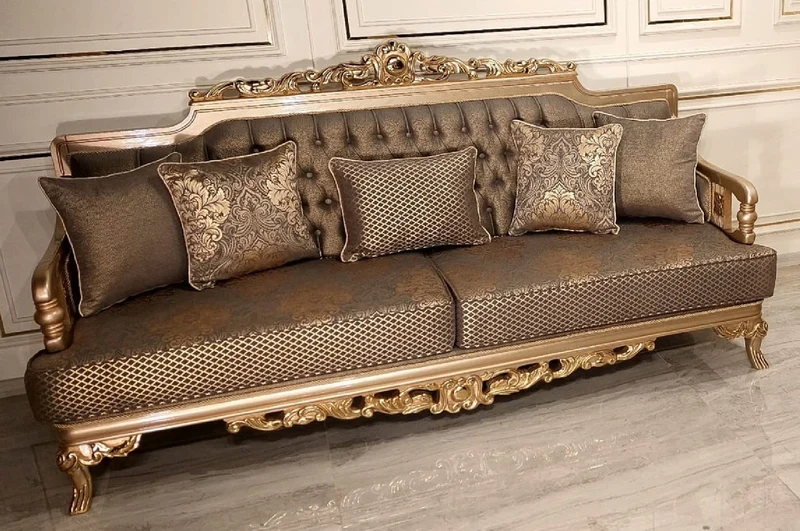Casa Padrino Luxus Barock Wohnzimmer Sofa Grau / Gold - Handgefertigtes Barockstil Sofa - Luxus Wohnzimmer Möbel im Barockstil - Barock Möbel - Edel & Prunkvoll