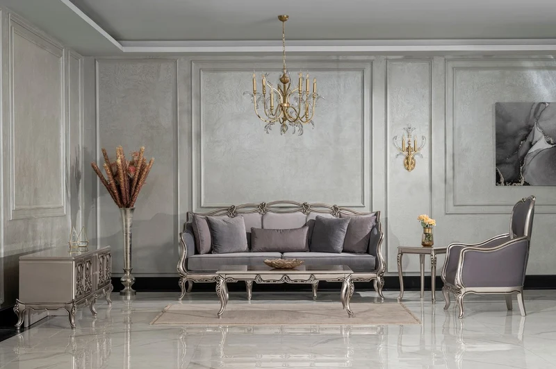Casa Padrino Luxus Barock Wohnzimmer Sofa Grau / Silber - Handgefertigtes Barockstil Sofa mit dekorativen Kissen - Luxus Wohnzimmer Möbel im Barockstil - Barock Möbel - Edel & Prunkvoll