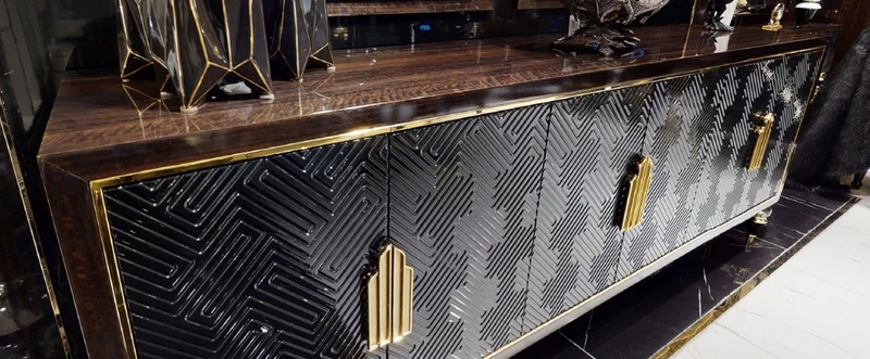 Casa Padrino Luxus Möbel Set Dunkelbraun / Schwarz / Gold - 1 Luxus Sideboard mit 6 Türen & 2 Luxus Wandspiegel - Luxus Möbel - Luxus Einrichtung