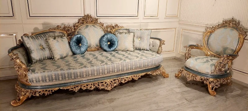 Casa Padrino Luxus Barock Wohnzimmer Sofa Türkis / Creme / Gold - Handgefertigtes Barockstil Sofa - Luxus Wohnzimmer Möbel im Barockstil - Barock Möbel - Edel & Prunkvoll