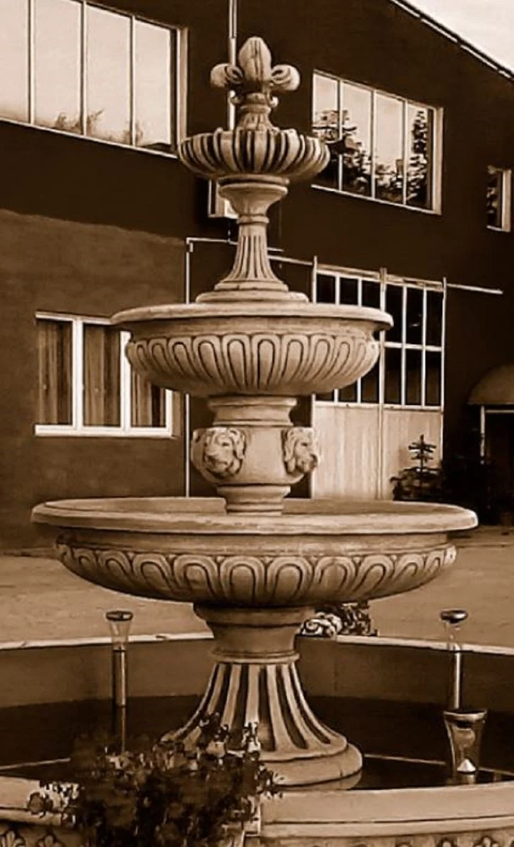 Casa Padrino Barock Springbrunnen Grau Ø 150 x H. 280 cm - Prunkvoller Gartenbrunnen im Barockstil - Runder Gartendeko Stein Brunnen - Barock Garten Deko Accessoires