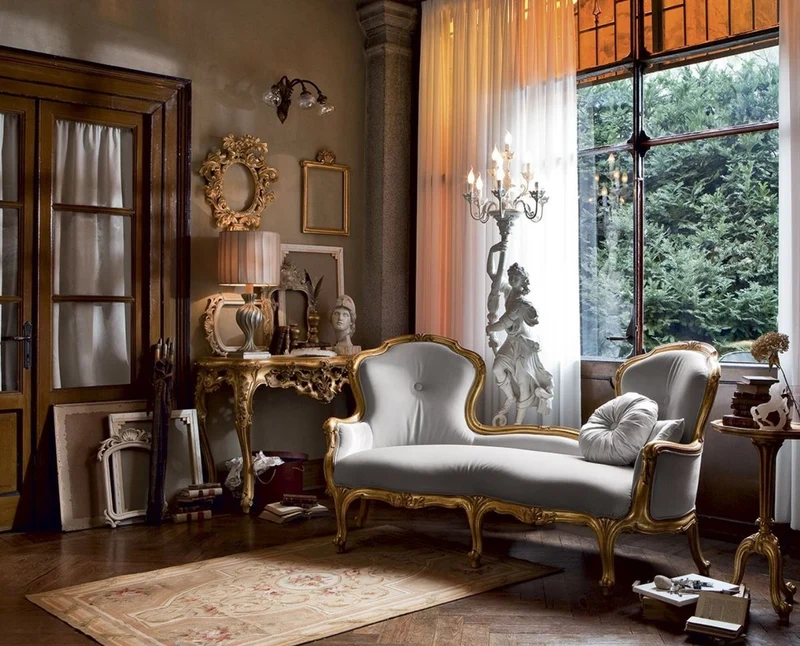 Casa Padrino Luxus Barock Sofa Grau / Gold - Prunkvolles Barockstil Wohnzimmer Sofa - Luxus Wohnzimmer Möbel im Barockstil - Barock Möbel - Luxus Qualität - Made in Italy